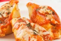Cheese-Stuffed Pasta Shells Baked with Marinara and Mozzarella