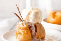 Warm Cinnamon Baked Apples Recipe for Fall Desserts