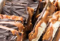 Low-Carb Millionaire Bars: Gooey Sugar-Free Caramel Treat