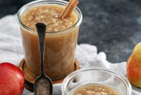 Homemade Pear Sauce Recipe: Smooth, Sweet, and Simple