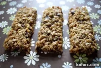 Homemade Chewy Granola Bars Recipe for Snacks & Lunchboxes