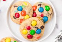 Colorful M&M Cookie Recipe: Crispy Edges, Chewy Center