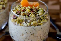 Baklava-Inspired Overnight Oats Recipe for Breakfast Bliss