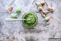Garlic Scape Pesto Recipe: Fresh, Flavorful Sauce for Pasta and Bread
