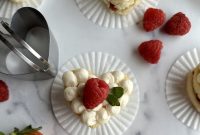 Mini Heart Cakes: Two Simple Ways to Make Adorable Treats