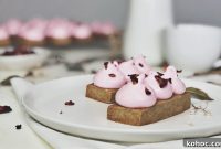 Spiced Rose Shortbread Cookies: Fragrant Tea-Time Recipe