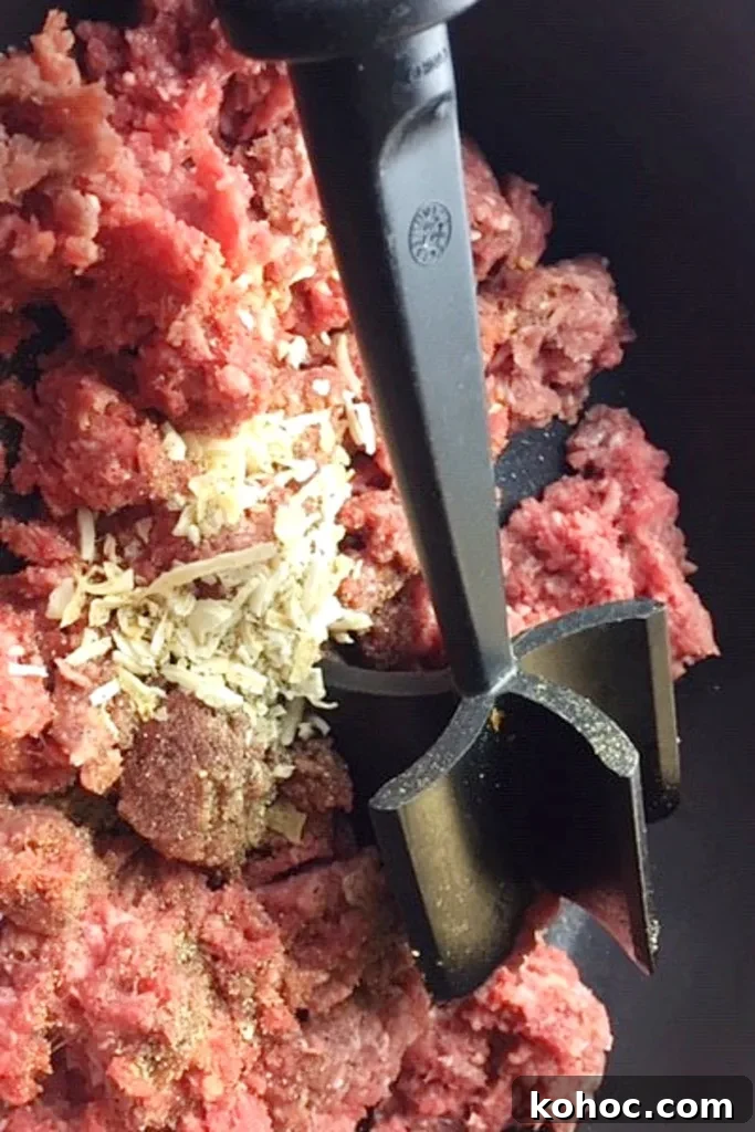 Quick Hamburger Noodle Hotdish Recipe: Fast Weeknight Dinner 4 img 1093 3