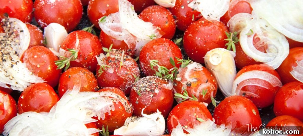 Spaghetti in Cherry Tomato Sauce with Garlic and Basil 2 spaghetti with cherry tomato sauce