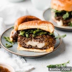 Juicy Lucy Lamb Burger Recipe: Melted Cheese Inside Every Bite 6 img 16897 5