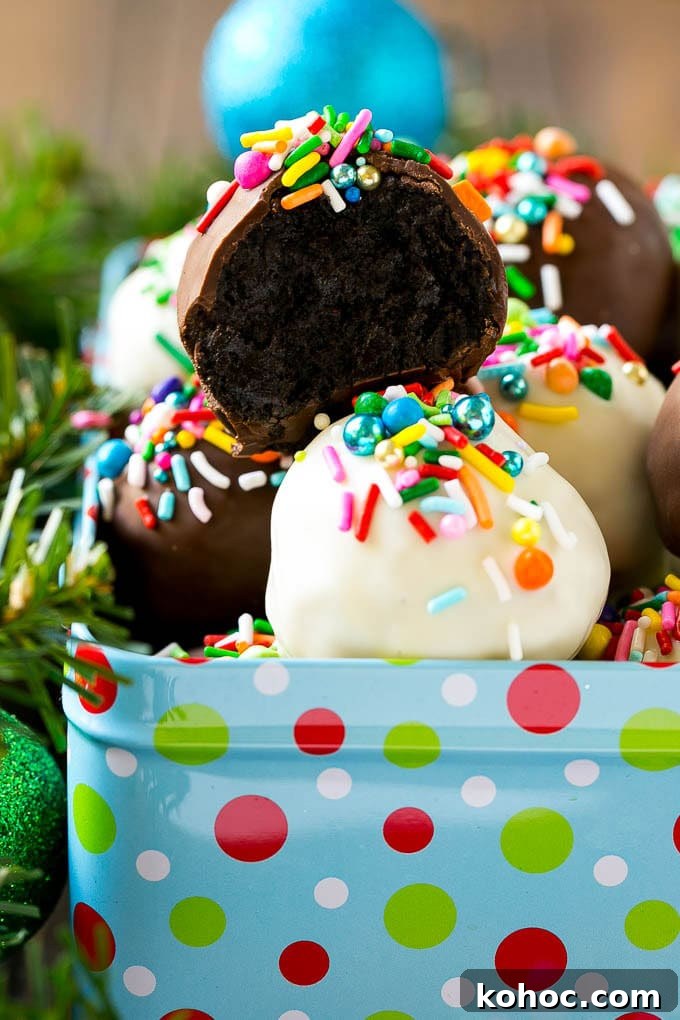 Oreo ball cross section A cross section of an Oreo ball inside a holiday gift tin.