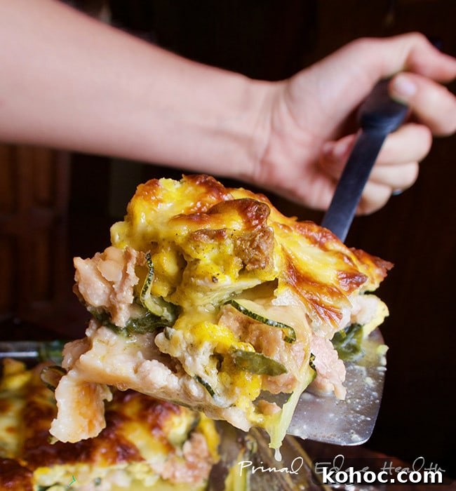 Low-Carb Breakfast Lasagna with Veggies and Cheese 2 A square piece of simple low-carb breakfast lasagna.