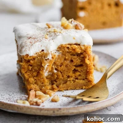 Pumpkin sheet cake slice.