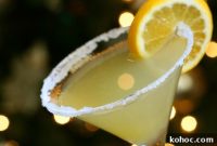 Festive Holiday Cocktail Recipes to Impress Your Guests