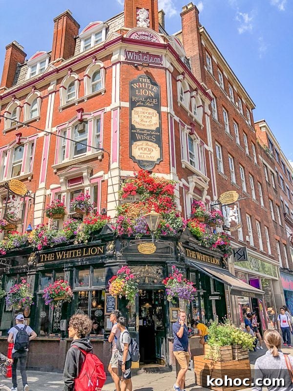 Covent Garden Travel Guide 2 Covent Garden Travel Guide 2
