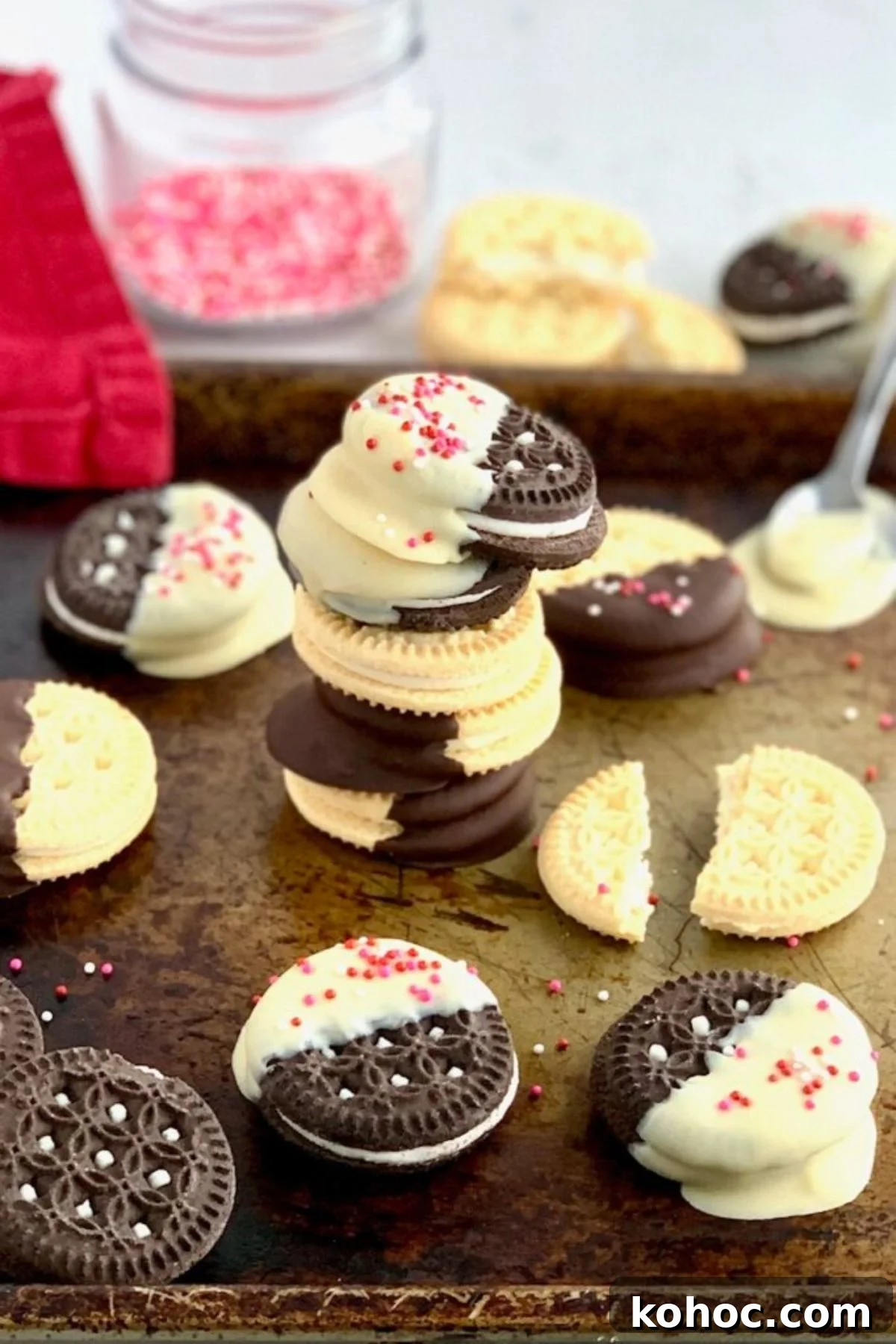 A pile of gluten free dipped Oreos as Valentine's Day treats.