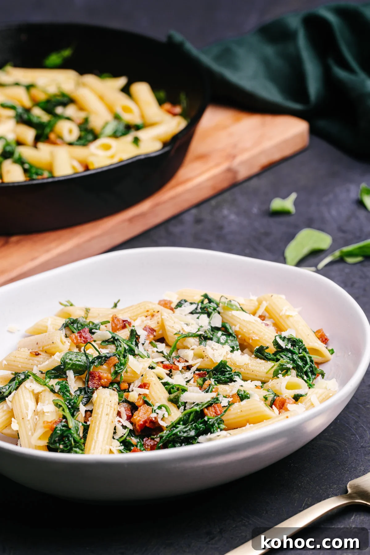 Creamy Pancetta Pasta with Parmesan and Peas 11 Pancetta pasta served