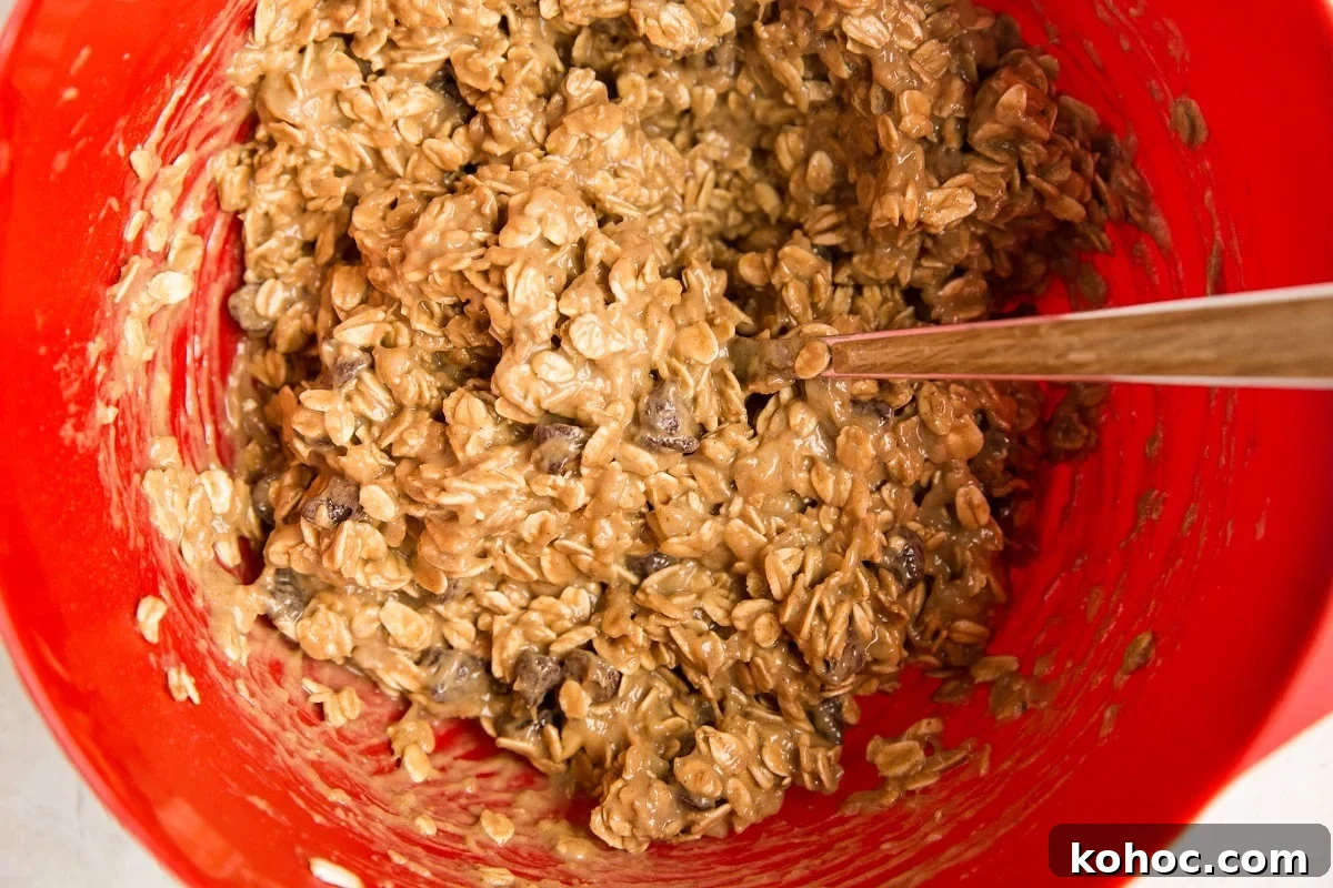 4-Ingredient Banana Oatmeal Bars Recipe for Quick Snacks 7 All of the ingredients for the breakfast oatmeal bars in a mixing bowl
