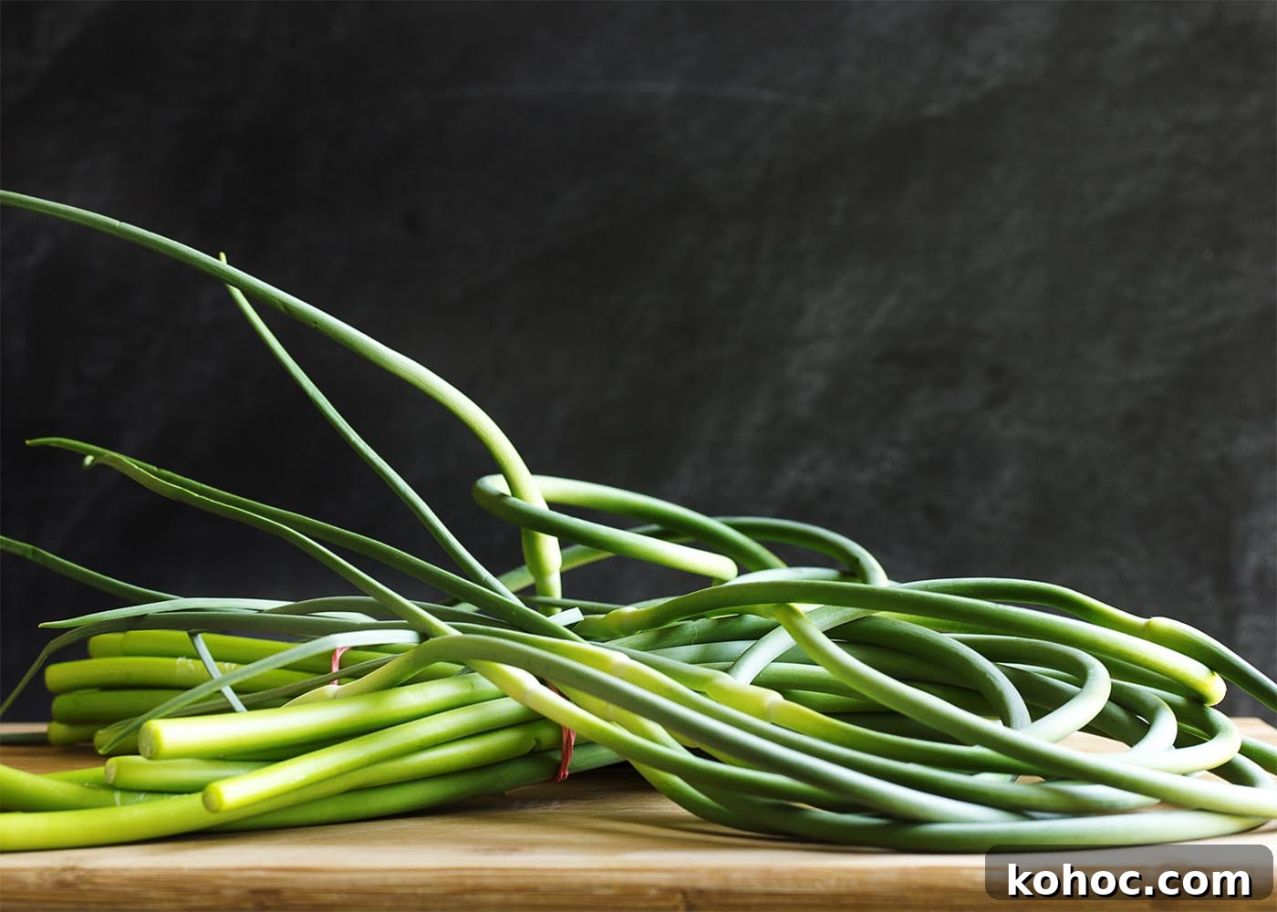 Garlic Scapes: How to Cook, Store, and Use Them in Recipes 3 What are garlic scapes? How to use garlic scapes? How to cut and store garlic scapes? These questions and more answered in this ingredient spotlight.