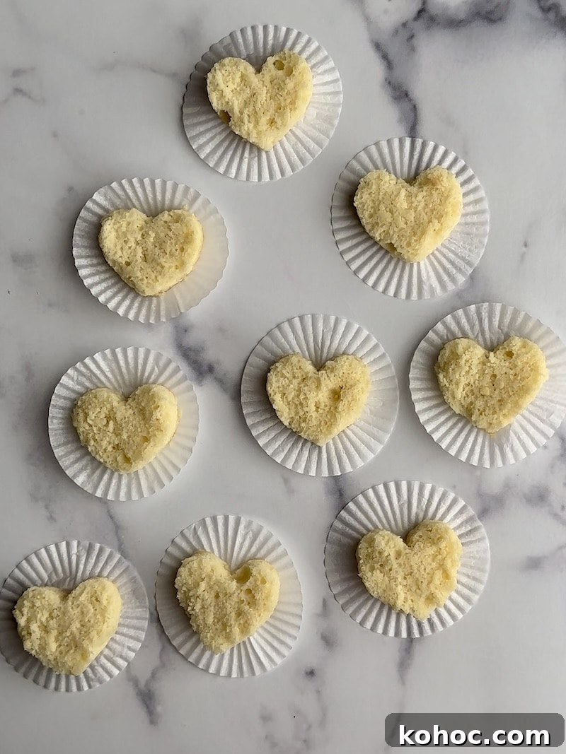 Mini Heart Cakes: Two Simple Ways to Make Adorable Treats 5 img 98001 5