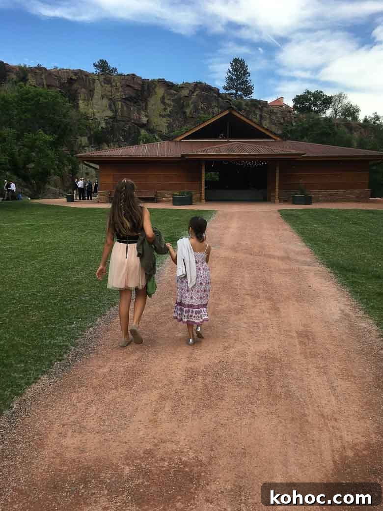 Colorado Wedding Weekend Guide: Estes Park, Lyons & Boulder 16 Dancing and festivities